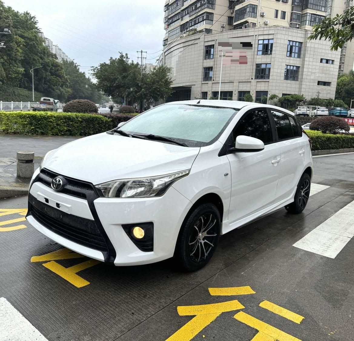 Toyota Yaris 2014 YARiS L Zhixuan 1.3E édition Meidong Transmission automatique